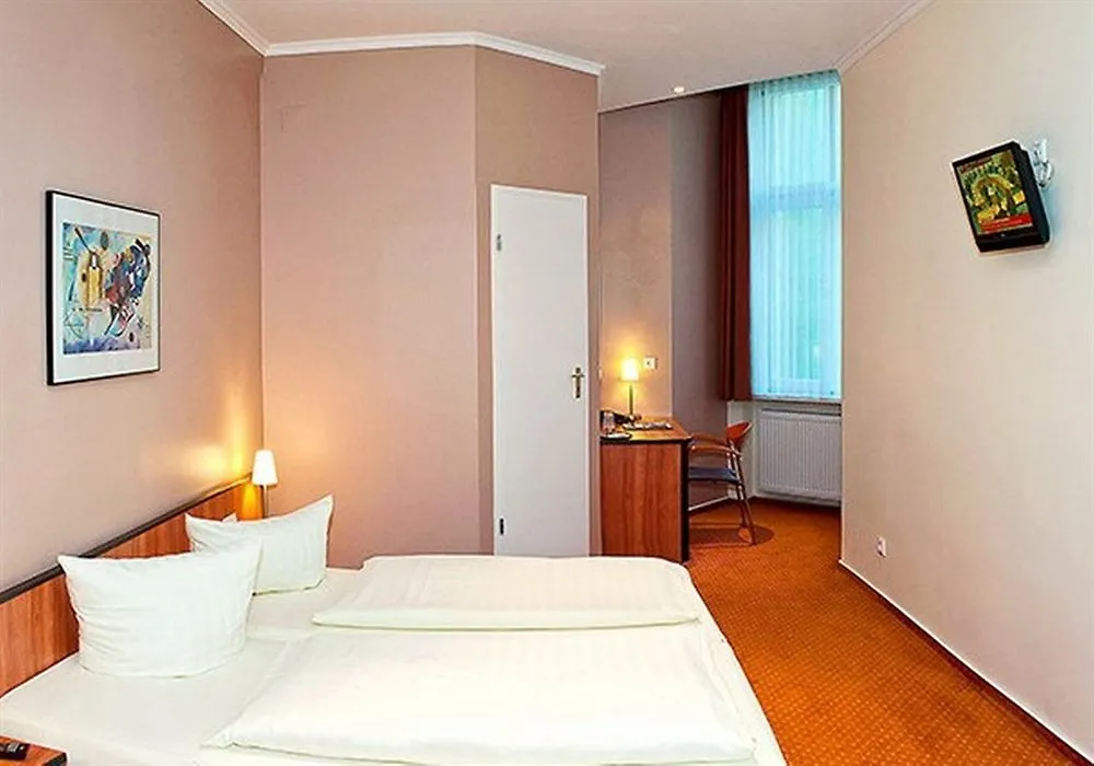 Rewari Hotel ברלין
