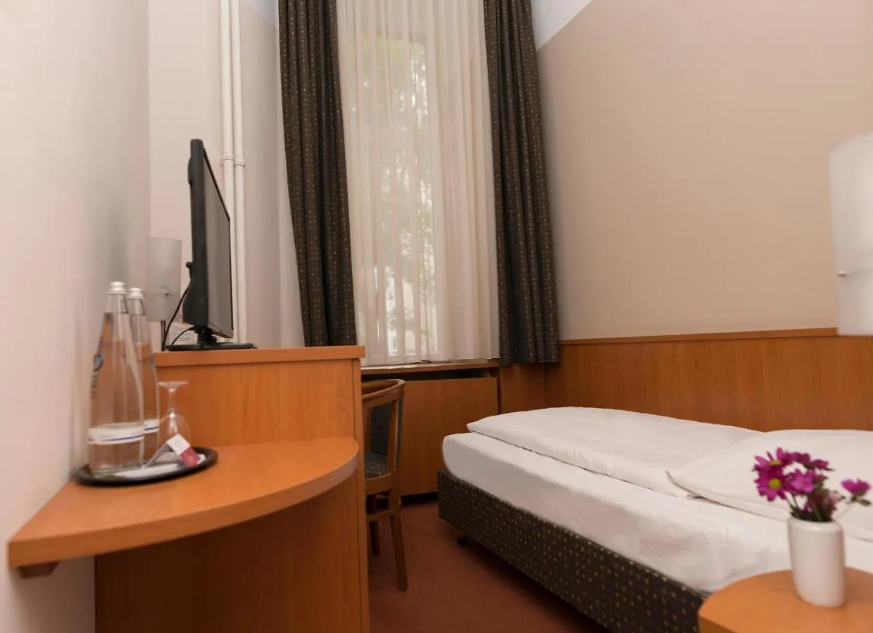 Rewari Hotel Berlin Germany